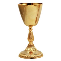 Cliz en metal dorado con decoracin acanalad...