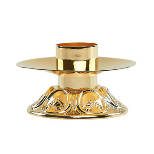 Candelero de fundicin dorado con base decora...