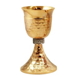 Cliz dorado martillado con nudo plateado