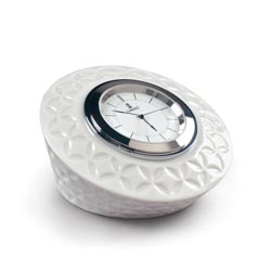 Infinite round clock
