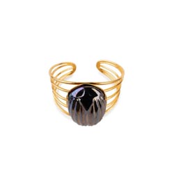 Brazalete escarabajo