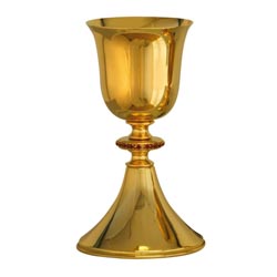 Cliz en latn dorado con nudo decorado