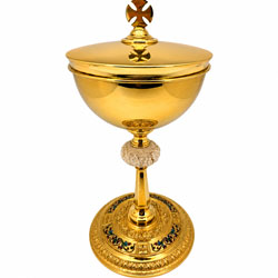 Cop�n de plata de ley dorado con nudo de marf...