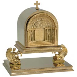 Sagrario romnico con puerta en forma de prt...