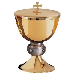 Copn moderno en latn dorado con nudo de cruces